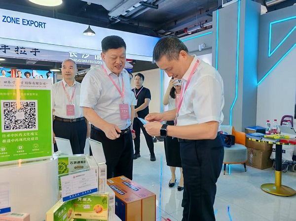 市长1.jpg 市长1.jpg